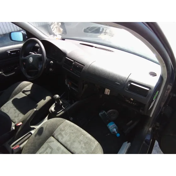VOLKSWAGEN GOLF IV BERLINA (1J1) '1999 1.6 AZUL