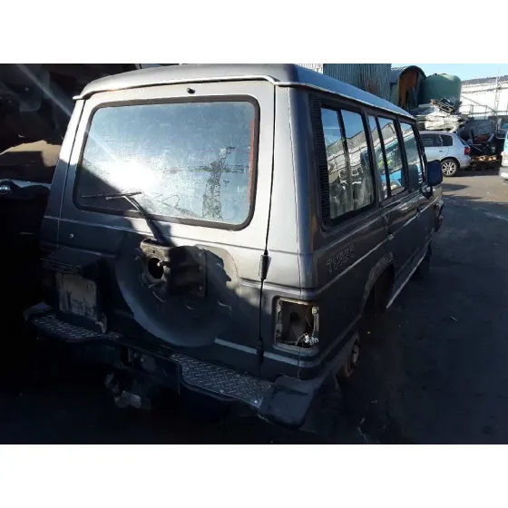 MITSUBISHI MONTERO (V20/V40) '1988 2.5 TD CAT GRIS