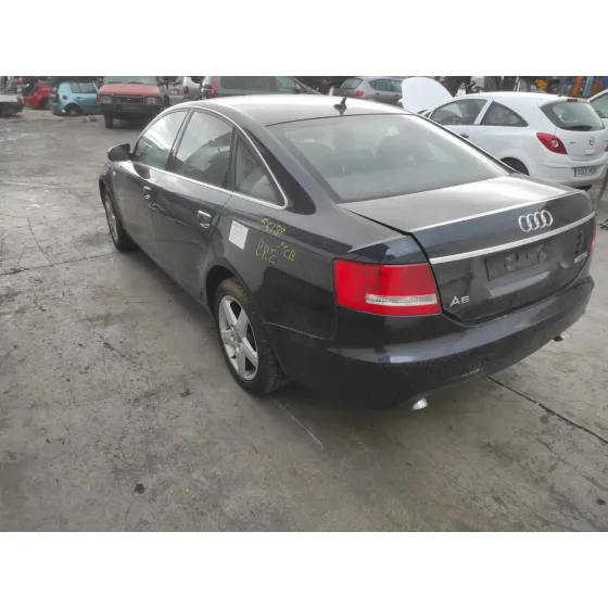 AUDI A6 BERLINA (4F2) '2008 2.0 TDI NEGRO