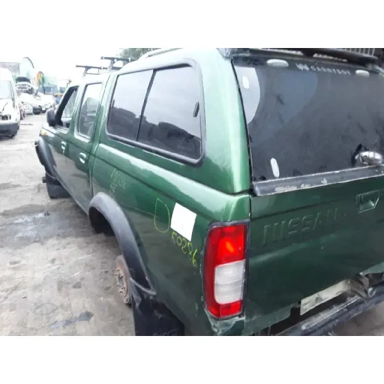 NISSAN PICK-UP (D22) '2000 2.5 TURBODIESEL VERDE