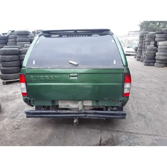 NISSAN PICK-UP (D22) '2000 2.5 TURBODIESEL VERDE