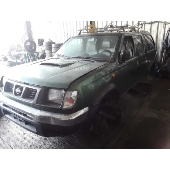NISSAN PICK-UP (D22) '2000 2.5 TURBODIESEL VERDE