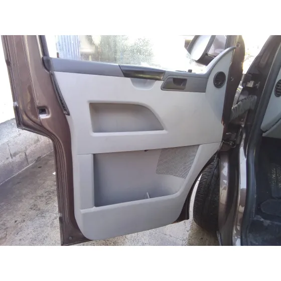 VOLKSWAGEN T5 TRANSPORTER (7E) '2012 2.0 TDI CAT (CFCA) MARRON