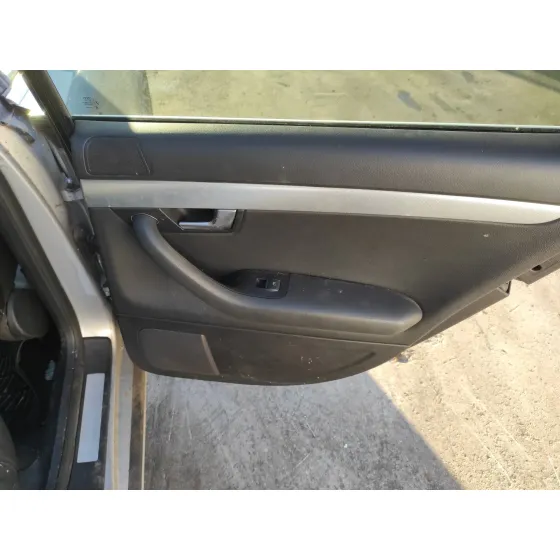 AUDI A4 AVANT (8E) '2007 * PLATA