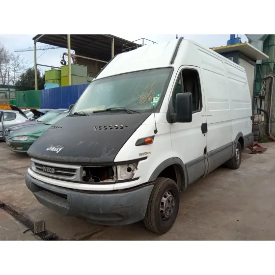 IVECO DAILY CAJA CERRADA (2006 =>) '2004 * BLANCO