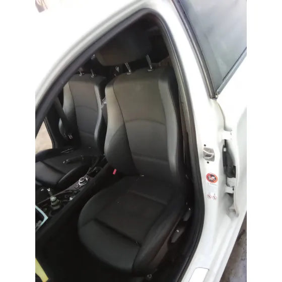 BMW SERIE 1 BERLINA (E81/E87) '2004 2.0 TURBODIESEL CAT BLANCO