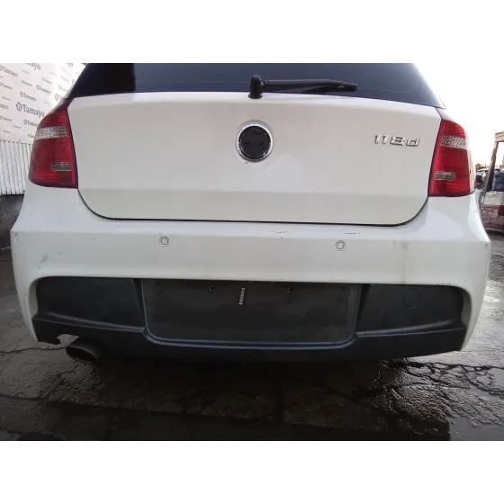 BMW SERIE 1 BERLINA (E81/E87) '2004 2.0 TURBODIESEL CAT BLANCO