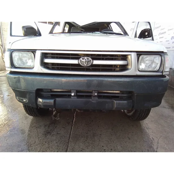 TOYOTA HILUX '1999 DOBLE CABINA 2.4 D TURBO BLANCO