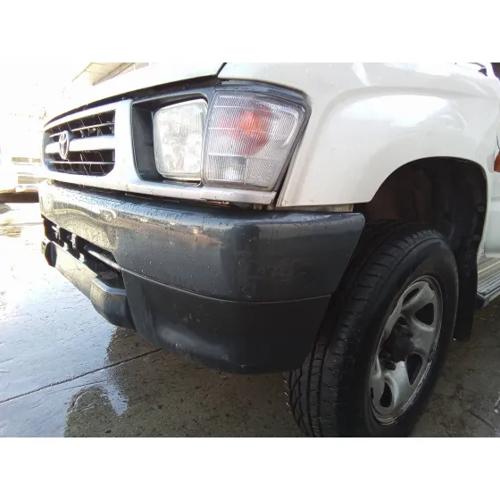 TOYOTA HILUX '1999 DOBLE CABINA 2.4 D TURBO BLANCO