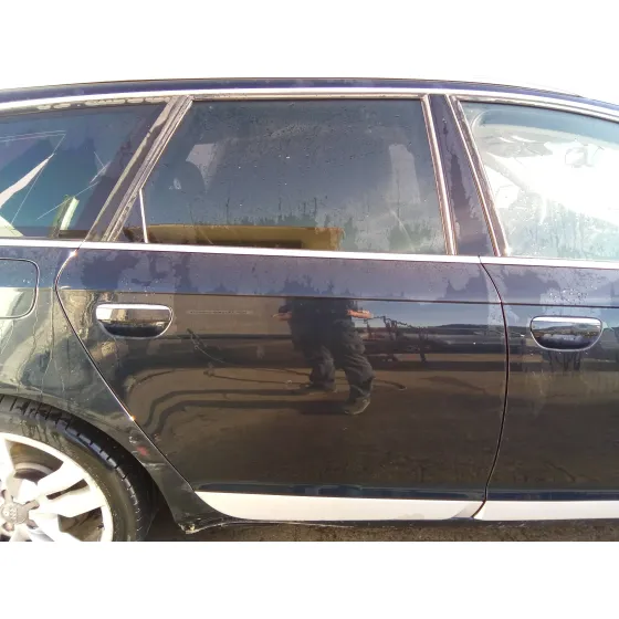 AUDI S6 AVANT (4F5) '2001 5.2 V10 40V FSI CAT (BXA) NEGRO