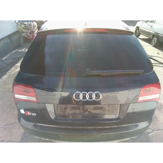 AUDI S6 AVANT (4F5) '2001 5.2 V10 40V FSI CAT (BXA) NEGRO