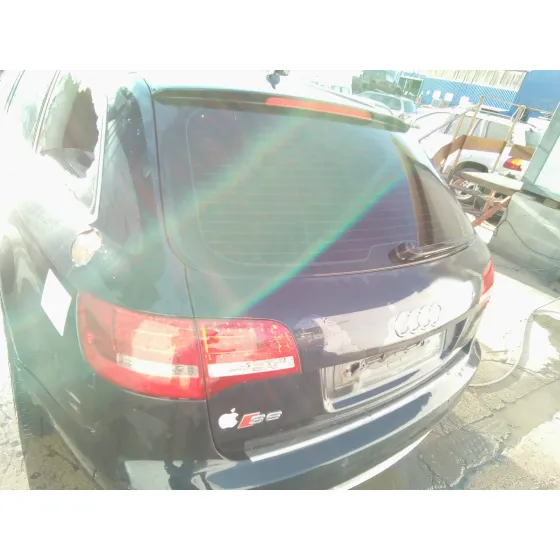 AUDI S6 AVANT (4F5) '2001 5.2 V10 40V FSI CAT (BXA) NEGRO