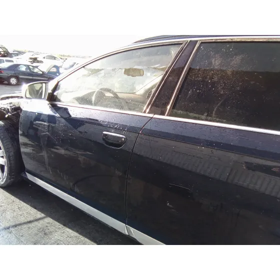 AUDI S6 AVANT (4F5) '2001 5.2 V10 40V FSI CAT (BXA) NEGRO