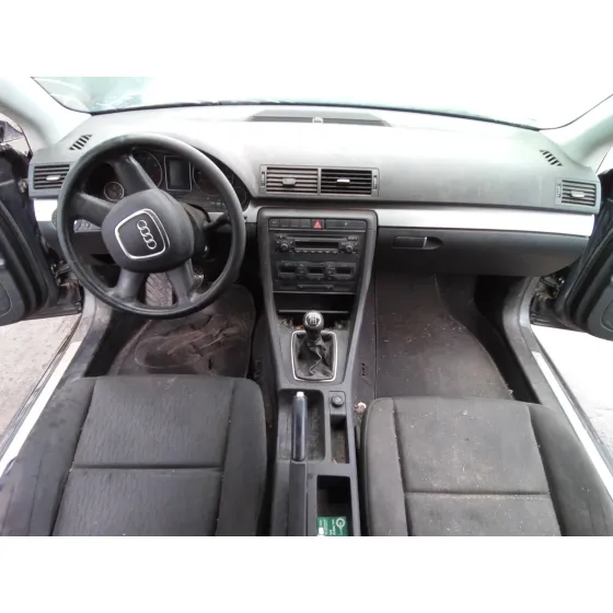 AUDI A4 AVANT (8E) '2005 2.0 20V CAT (ALT) NEGRO