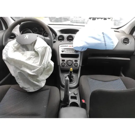 PEUGEOT 308 '2011 1.6 HDI FAP BLANCO