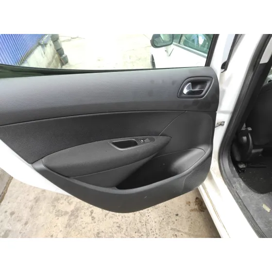 PEUGEOT 308 '2011 1.6 HDI FAP BLANCO