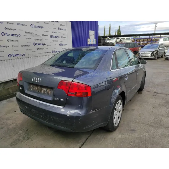 AUDI A4 BERLINA (8E) '2005 2.0 TDI GRIS OSCURO