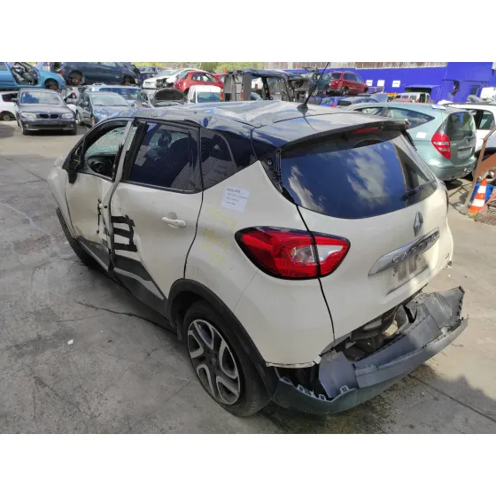 RENAULT CAPTUR '2014 1.5 DCI DIESEL FAP ENERGY CREMA