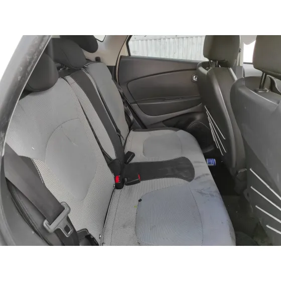 RENAULT CAPTUR '2014 1.5 DCI DIESEL FAP ENERGY CREMA