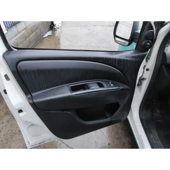 OPEL COMBO D '2014 1.3 16V CDTI TURQUESA