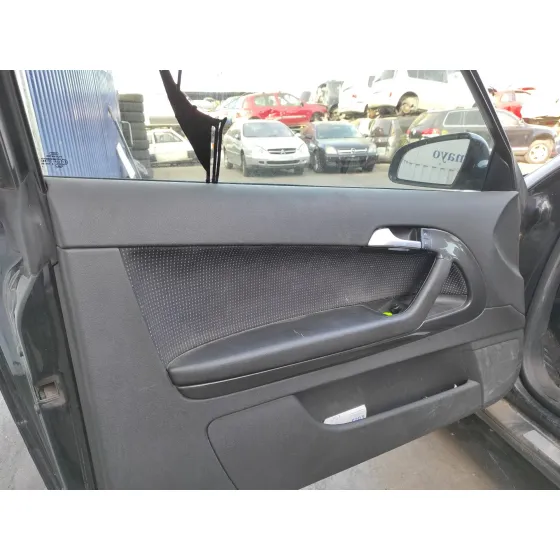 AUDI A3 (8P) '2005 1.9 TDI NEGRO