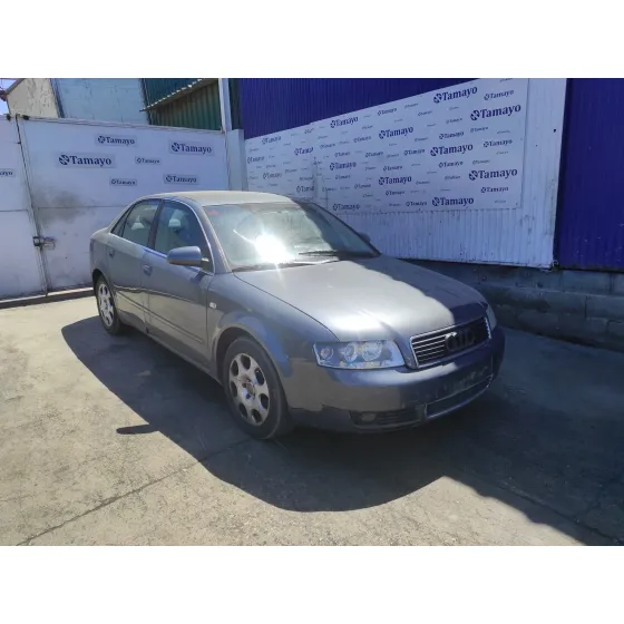 AUDI A4 BERLINA (8E) '2004 1.9 TDI GRIS