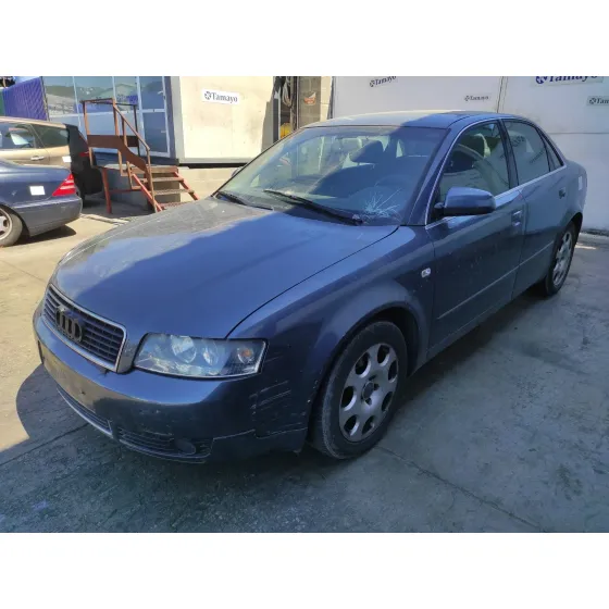 AUDI A4 BERLINA (8E) '2004 1.9 TDI GRIS