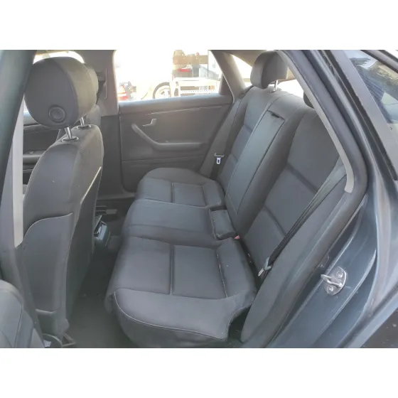 AUDI A4 BERLINA (8E) '2004 1.9 TDI GRIS