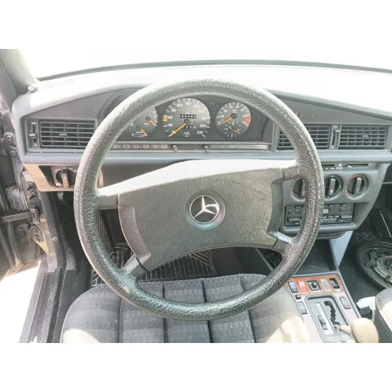 Mercedes-Benz 190 (W201) 1982