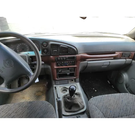 SSANGYONG MUSSO '2000 2.9 TURBODIESEL CAT PLATA