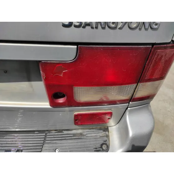 SSANGYONG MUSSO '2000 2.9 TURBODIESEL CAT PLATA