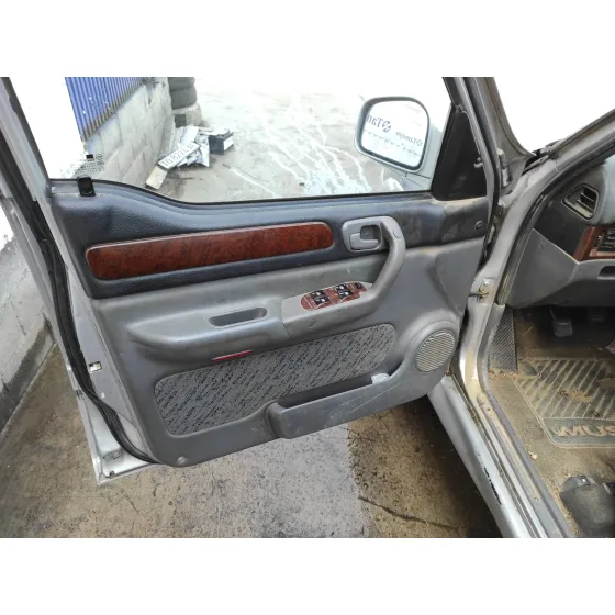 SSANGYONG MUSSO '2000 2.9 TURBODIESEL CAT PLATA