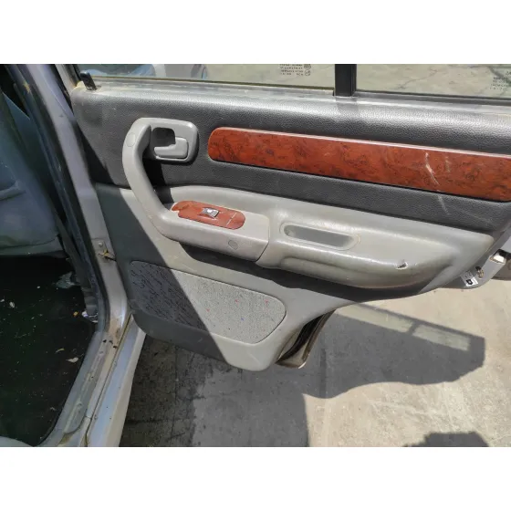 SSANGYONG MUSSO '2000 2.9 TURBODIESEL CAT PLATA