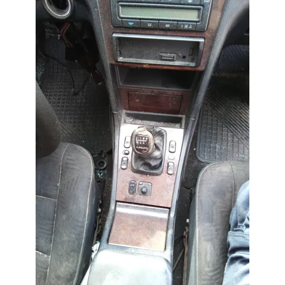 MERCEDES CLASE C (W202) BERLINA '1998 2.5 20V TURBODIESEL CAT NEGRO