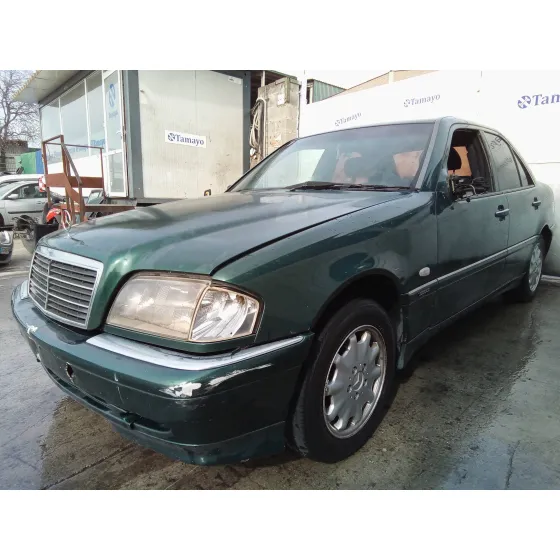 MERCEDES CLASE C (W202) BERLINA '1998 2.5 20V TURBODIESEL CAT NEGRO