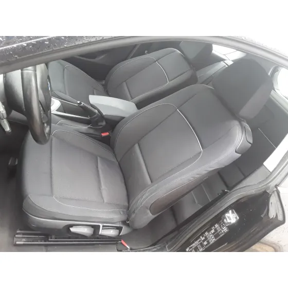 BMW SERIE 1 BERLINA (E81/E87) '2007 2.0 16V DIESEL NEGRO