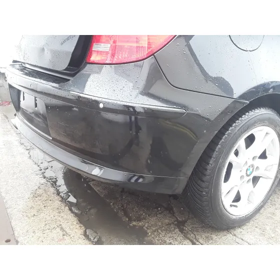 BMW SERIE 1 BERLINA (E81/E87) '2007 2.0 16V DIESEL NEGRO