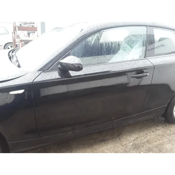 BMW SERIE 1 BERLINA (E81/E87) '2007 2.0 16V DIESEL NEGRO