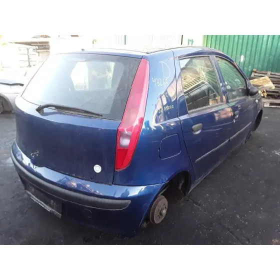 FIAT PUNTO BERLINA (188) '2001 1.2 16V ELX AZUL