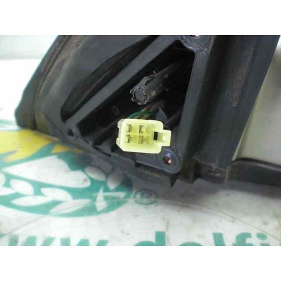 Retrovisor Derecho Para Kia Shuma
