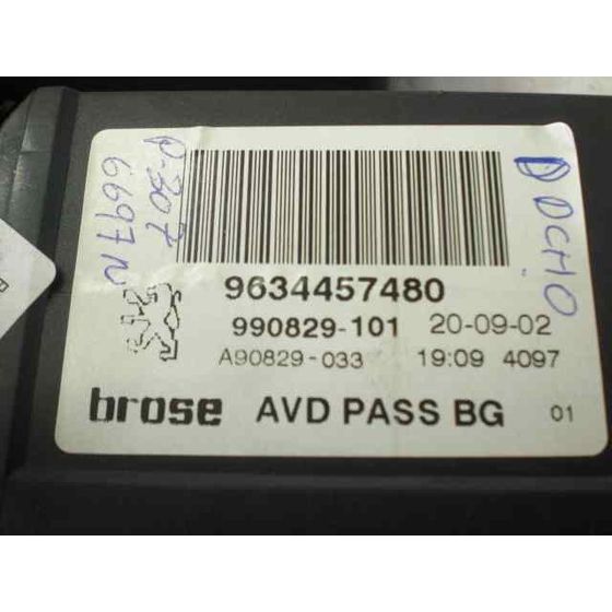 Motor Elevalunas Delantero Derecho Para Peugeot 307 Break / Sw