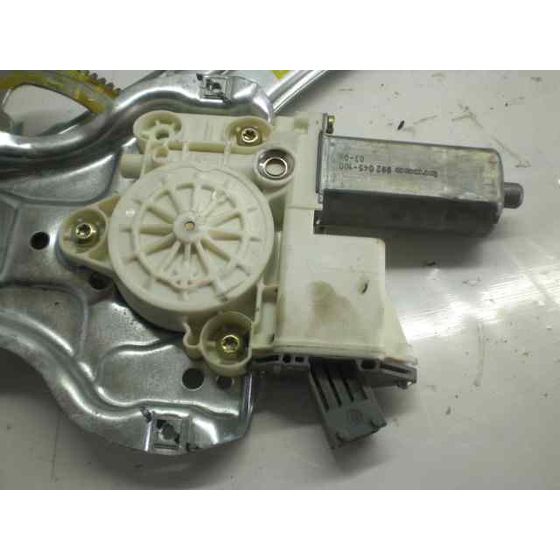Elevalunas Trasero Derecho Para Toyota Avensis Berlina