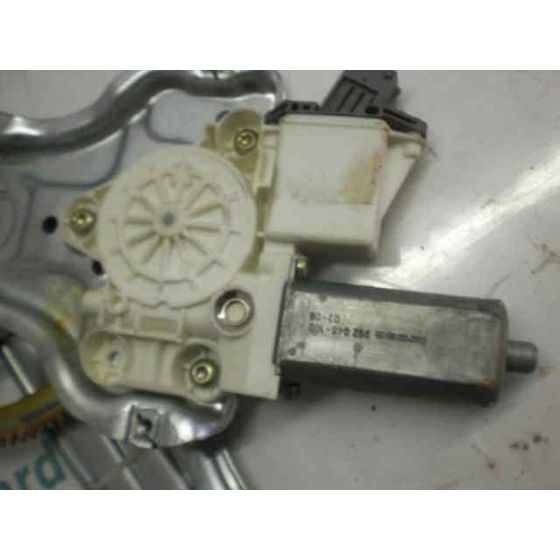 Elevalunas Trasero Izquierdo Para Toyota Avensis Berlina