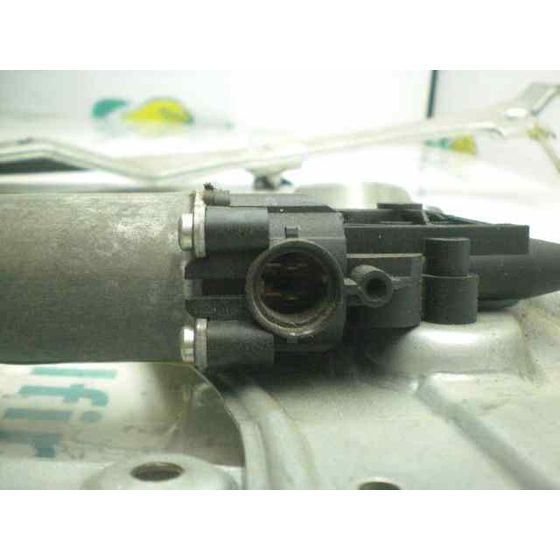 Elevalunas Delantero Izquierdo Para Renault Clio Iii