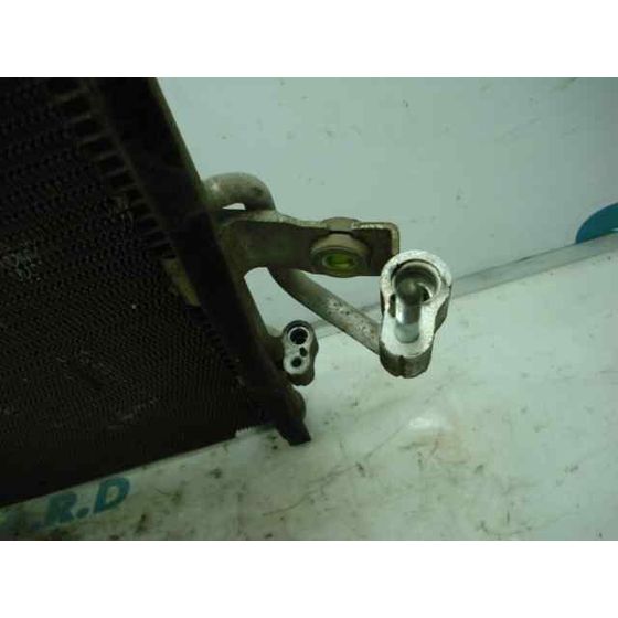 Condensador / Radiador Aire Acondicionado Para Hyundai Accent