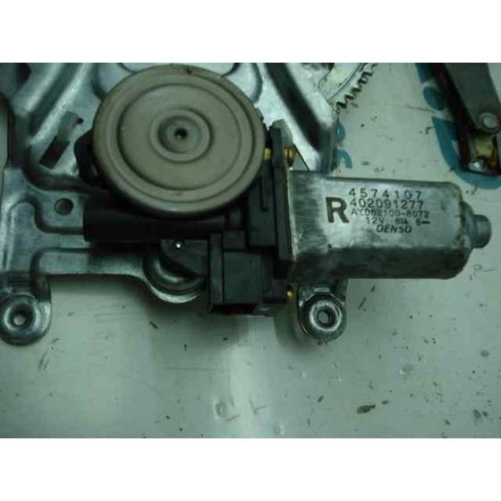 Elevalunas Delantero Derecho Para Chrysler 300 M
