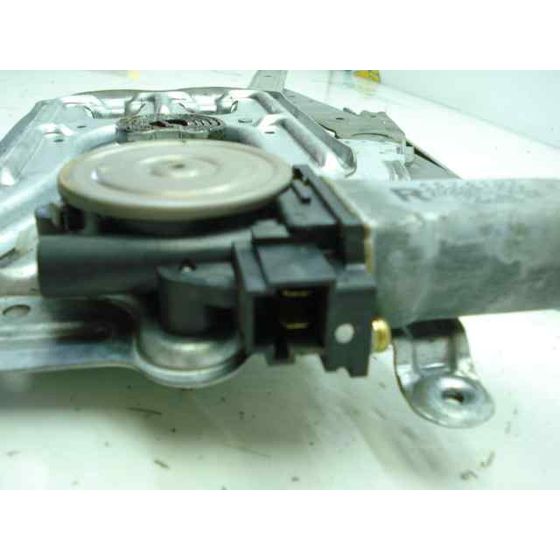 Elevalunas Delantero Derecho Para Chrysler 300 M
