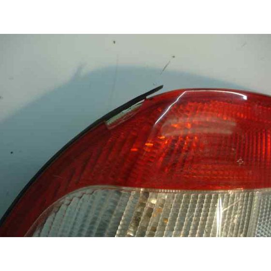 Piloto Trasero Izquierdo Para Opel Vectra B Berlina