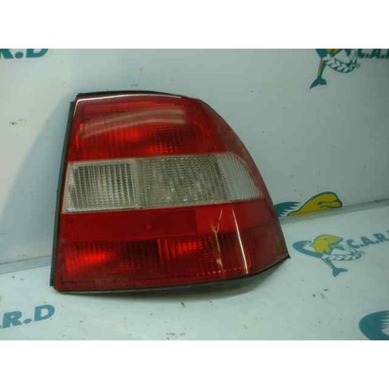Piloto Trasero Derecho Para Opel Vectra B Berlina