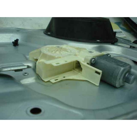Elevalunas Delantero Derecho Para Ford Focus Berlina